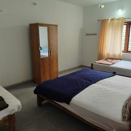 Shivalaya Homestay, Madikeri Siddāpur Buitenkant foto