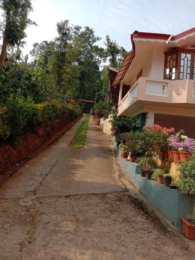 Shivalaya Homestay, Madikeri Siddāpur Buitenkant foto