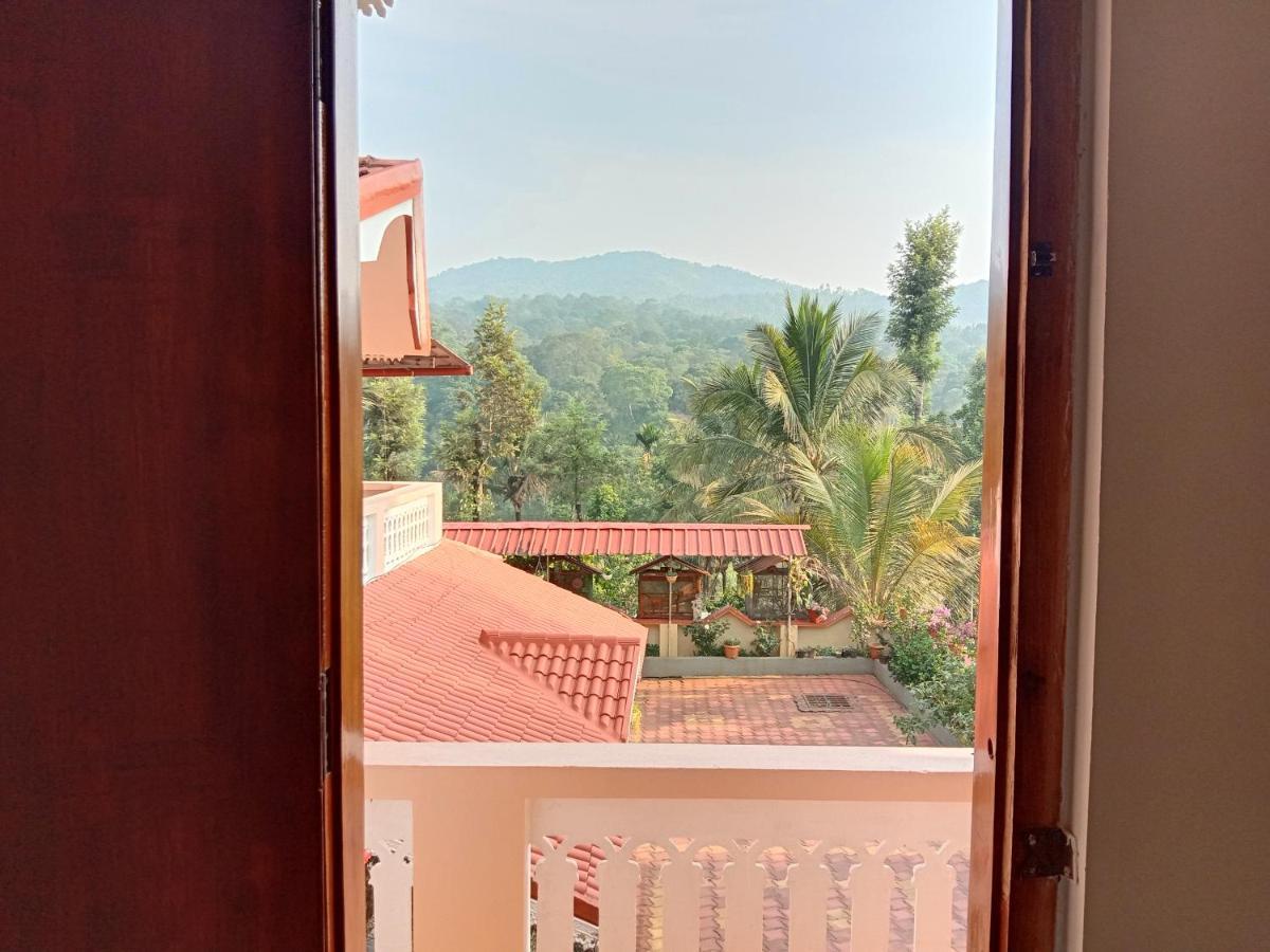 Shivalaya Homestay, Madikeri Siddāpur Buitenkant foto