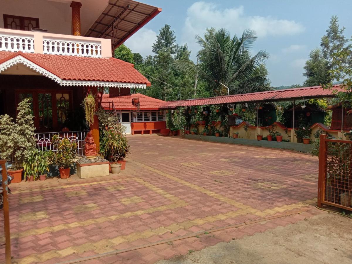 Shivalaya Homestay, Madikeri Siddāpur Buitenkant foto