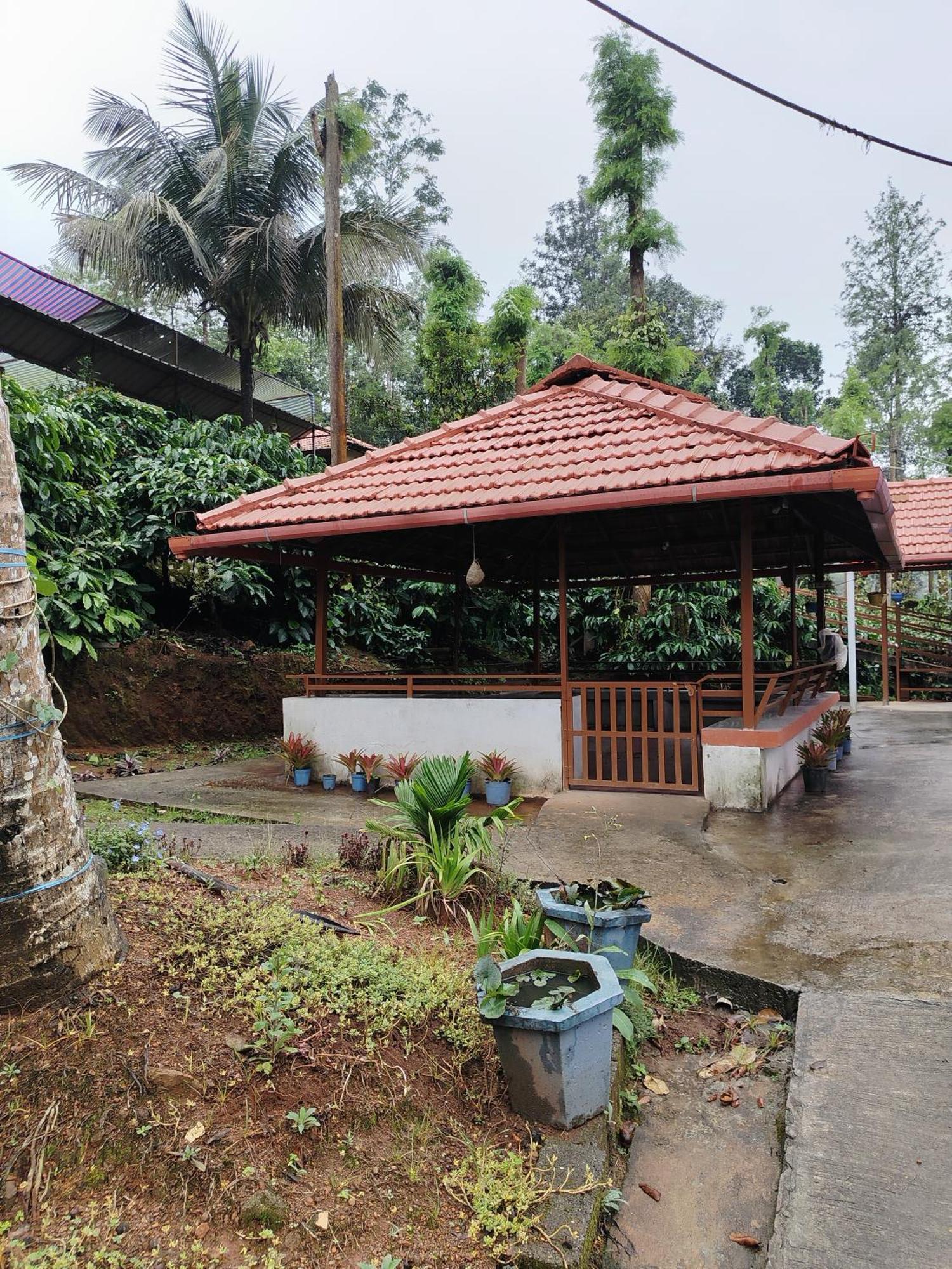 Shivalaya Homestay, Madikeri Siddāpur Buitenkant foto